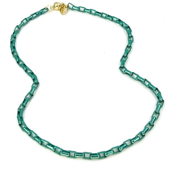 Melania Clara Necklace - Picture 6 of 14